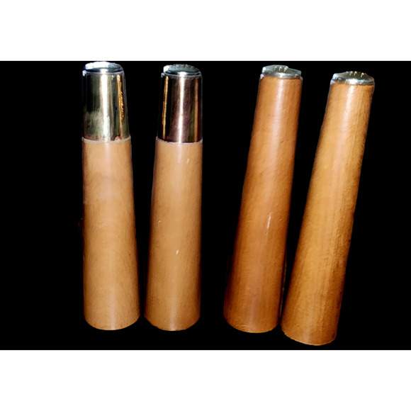 Vintage Mid Century wooden salt and pepper shakers - Picture 3 of 6